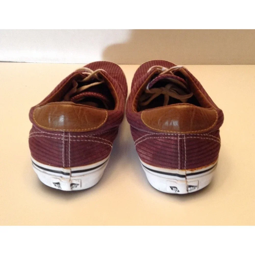 Vans Sneakers Mens 9 Burgundy Striped Canvas Low Top Lace Skate Retro Old Skool